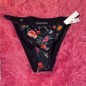 VICTORIA'S SECRET FLORAL BUTTERFLY LOGO STRING‎ CHEEKY ITSY BIKINI BOTTOM LARGE